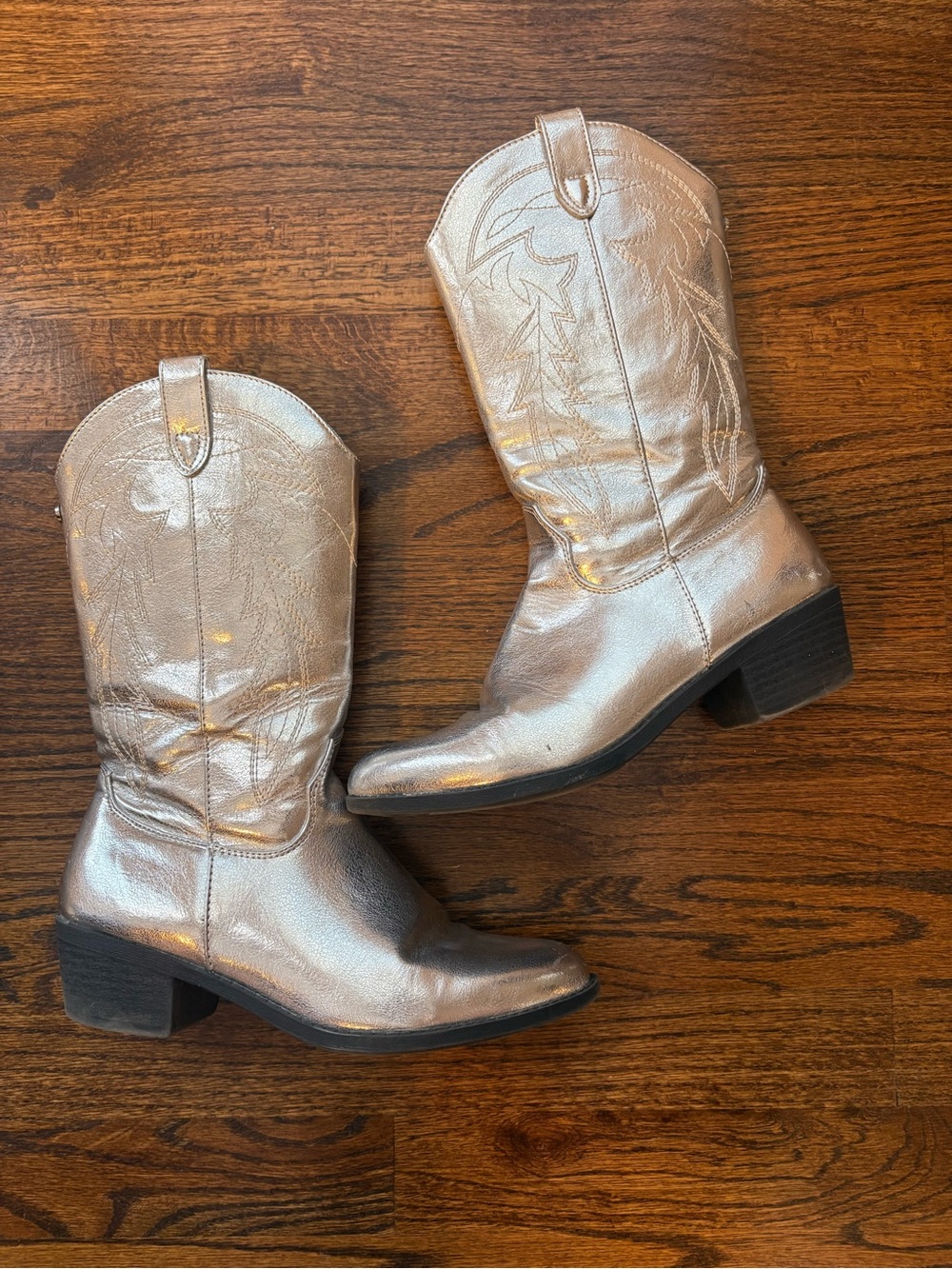 Women's Metallic Silver Western Mid-Heel Cowboy Boots Madden nyc size 5